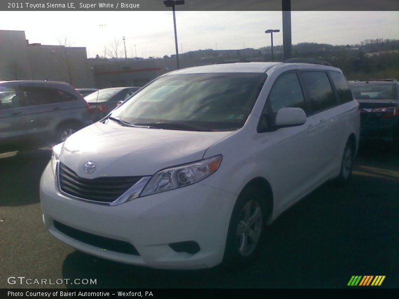 Super White / Bisque 2011 Toyota Sienna LE