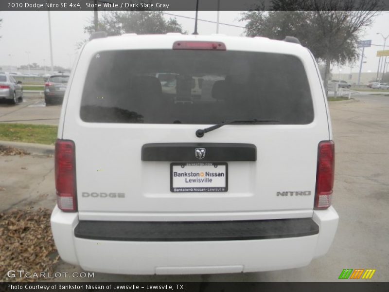 Stone White / Dark Slate Gray 2010 Dodge Nitro SE 4x4