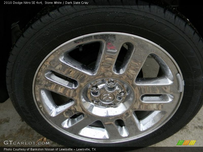 Stone White / Dark Slate Gray 2010 Dodge Nitro SE 4x4
