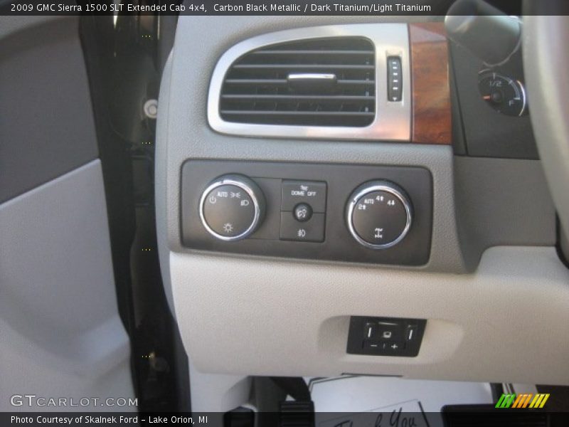 Carbon Black Metallic / Dark Titanium/Light Titanium 2009 GMC Sierra 1500 SLT Extended Cab 4x4