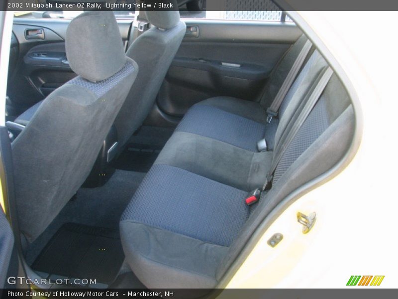 Lightning Yellow / Black 2002 Mitsubishi Lancer OZ Rally