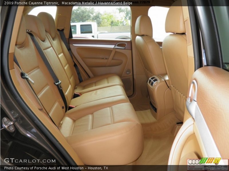 Macadamia Metallic / Havanna/Sand Beige 2009 Porsche Cayenne Tiptronic