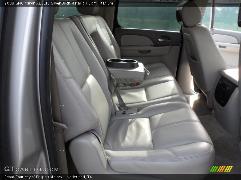 Silver Birch Metallic / Light Titanium 2008 GMC Yukon XL SLT