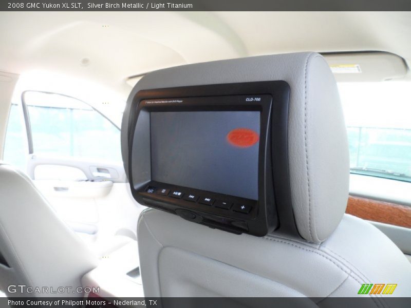 Silver Birch Metallic / Light Titanium 2008 GMC Yukon XL SLT
