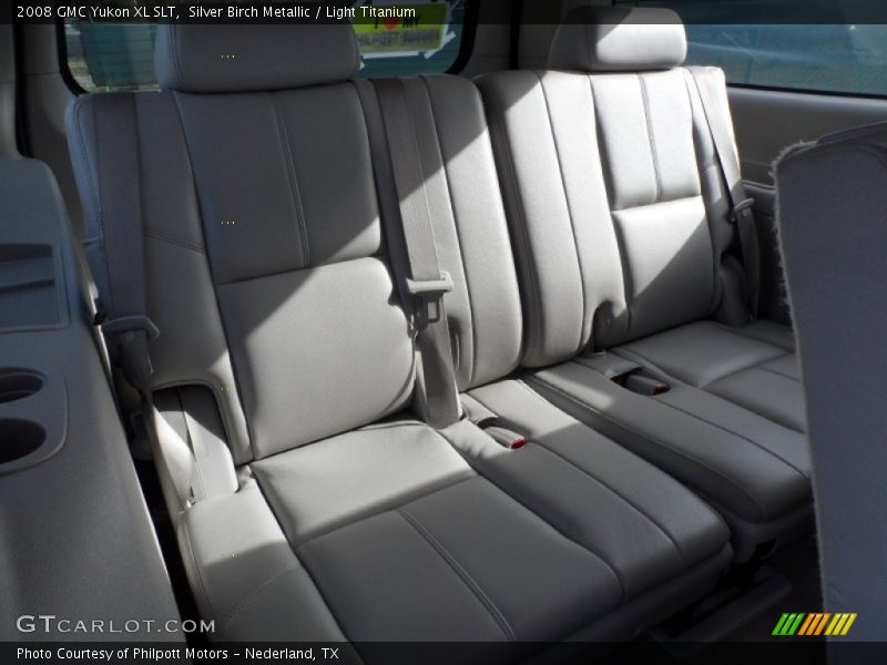 Silver Birch Metallic / Light Titanium 2008 GMC Yukon XL SLT