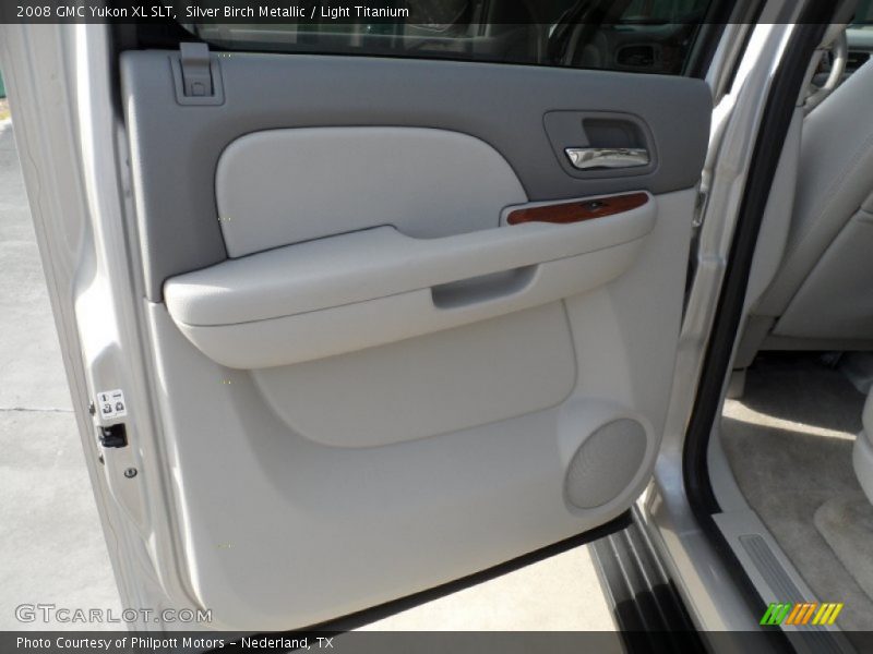 Silver Birch Metallic / Light Titanium 2008 GMC Yukon XL SLT