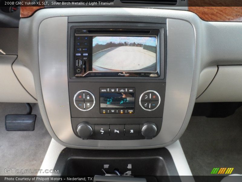 Silver Birch Metallic / Light Titanium 2008 GMC Yukon XL SLT