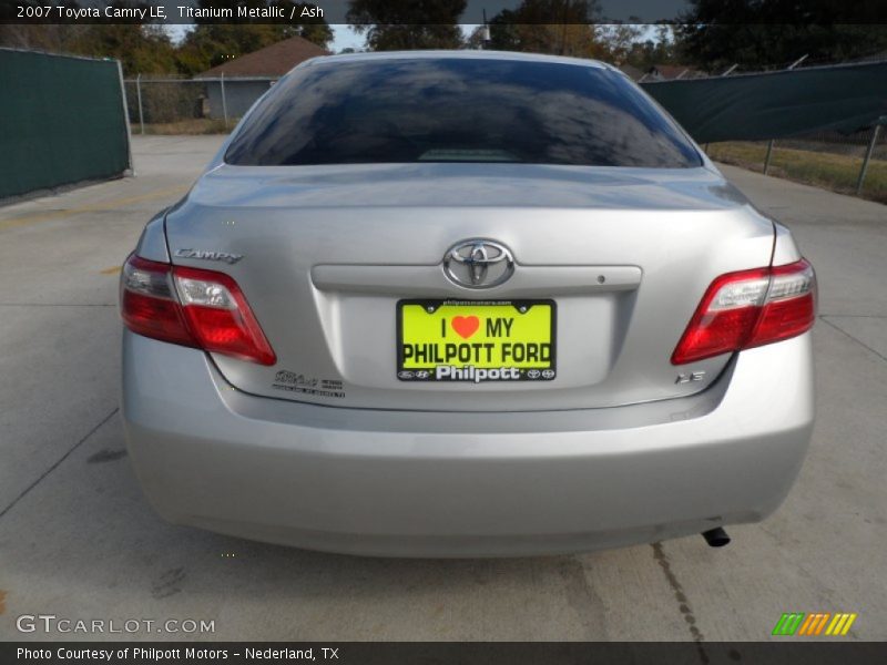 Titanium Metallic / Ash 2007 Toyota Camry LE