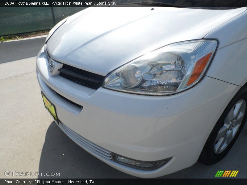 Arctic Frost White Pearl / Stone Gray 2004 Toyota Sienna XLE