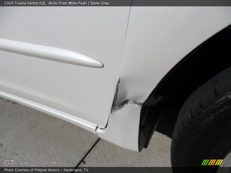 Arctic Frost White Pearl / Stone Gray 2004 Toyota Sienna XLE