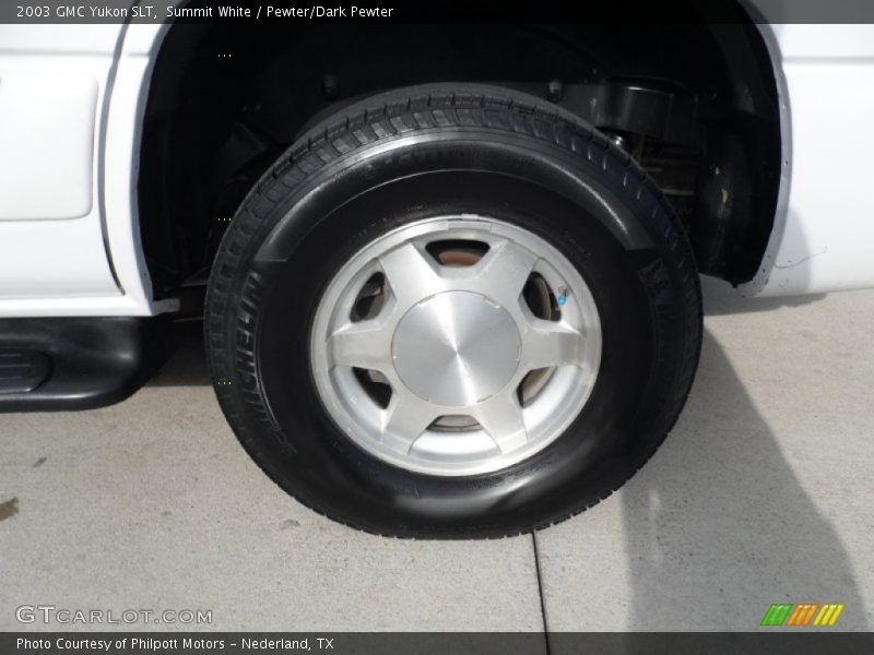  2003 Yukon SLT Wheel