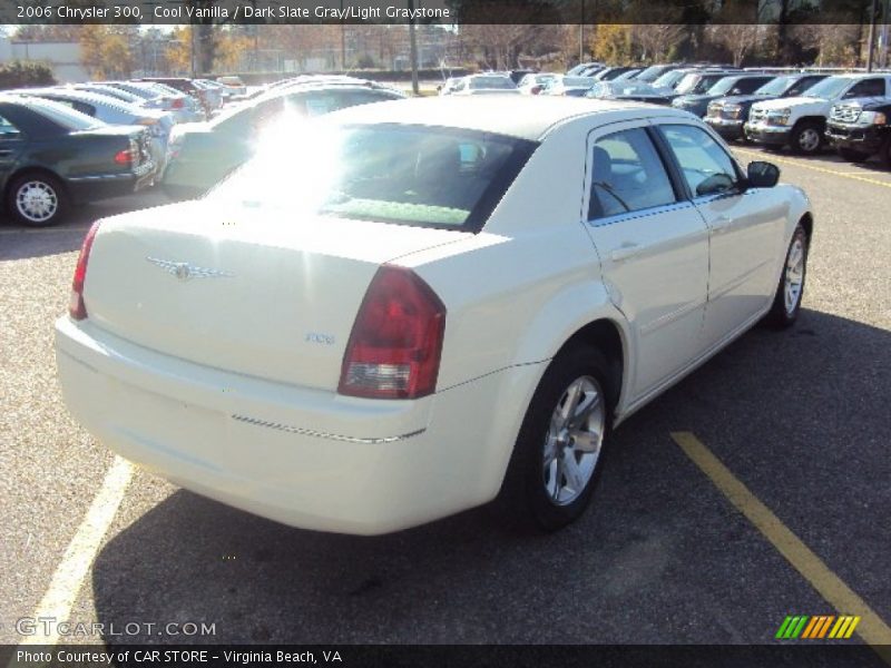 Cool Vanilla / Dark Slate Gray/Light Graystone 2006 Chrysler 300