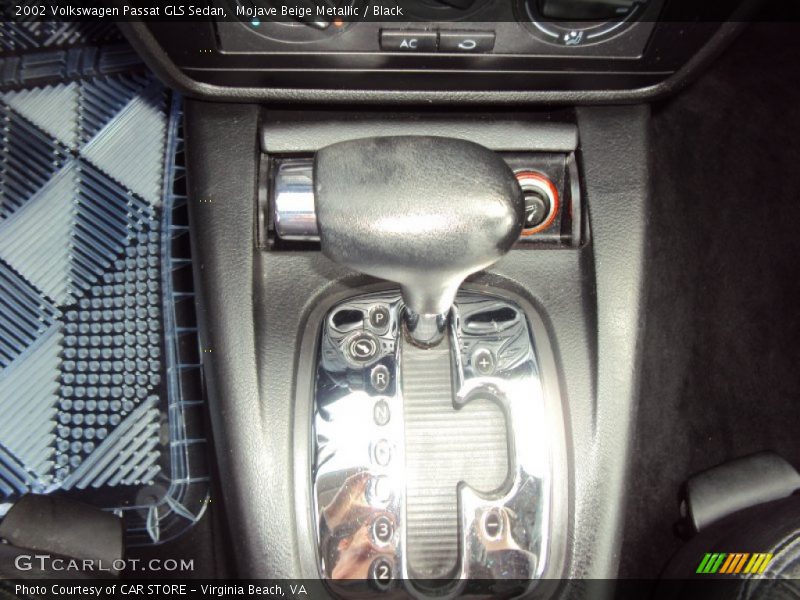 Mojave Beige Metallic / Black 2002 Volkswagen Passat GLS Sedan