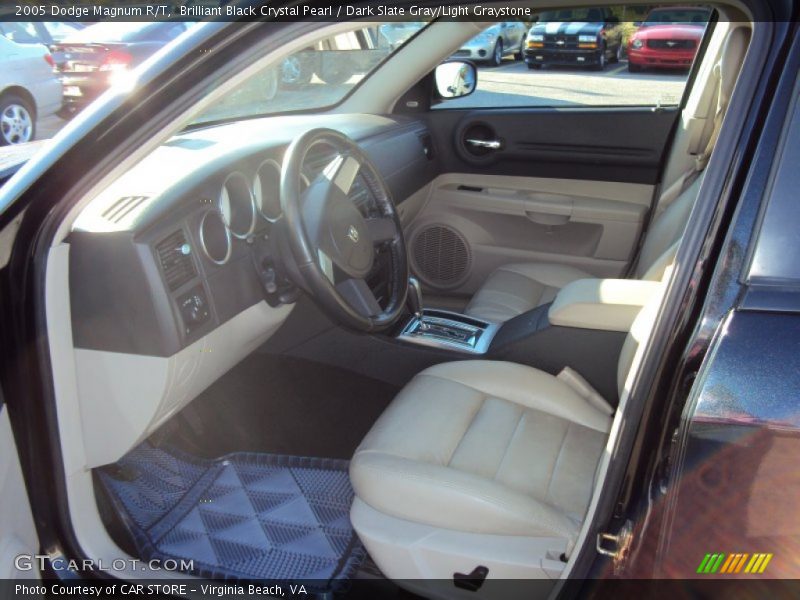 Brilliant Black Crystal Pearl / Dark Slate Gray/Light Graystone 2005 Dodge Magnum R/T