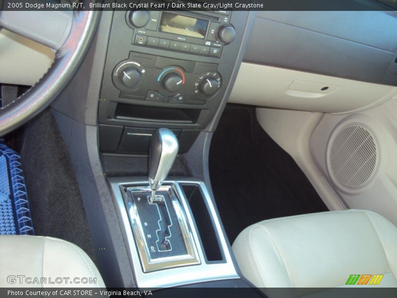 Brilliant Black Crystal Pearl / Dark Slate Gray/Light Graystone 2005 Dodge Magnum R/T