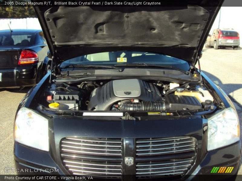 Brilliant Black Crystal Pearl / Dark Slate Gray/Light Graystone 2005 Dodge Magnum R/T