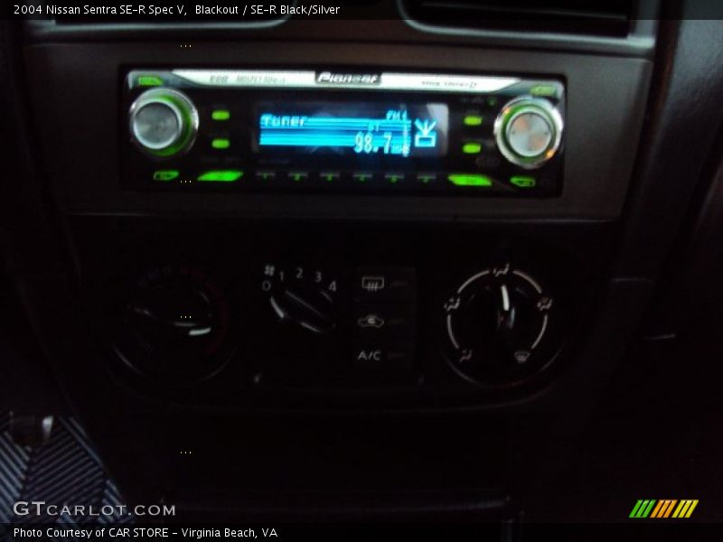 Blackout / SE-R Black/Silver 2004 Nissan Sentra SE-R Spec V