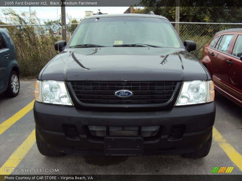 Black / Medium Parchment 2005 Ford Explorer XLS
