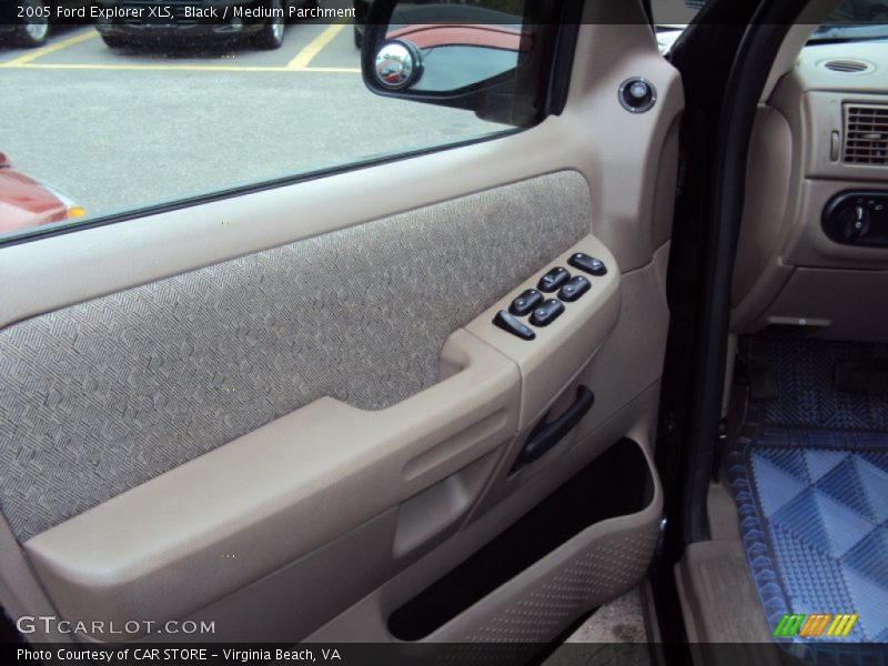 Black / Medium Parchment 2005 Ford Explorer XLS