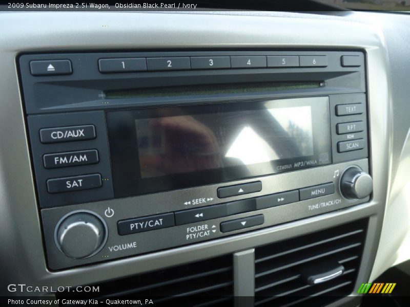 Obsidian Black Pearl / Ivory 2009 Subaru Impreza 2.5i Wagon
