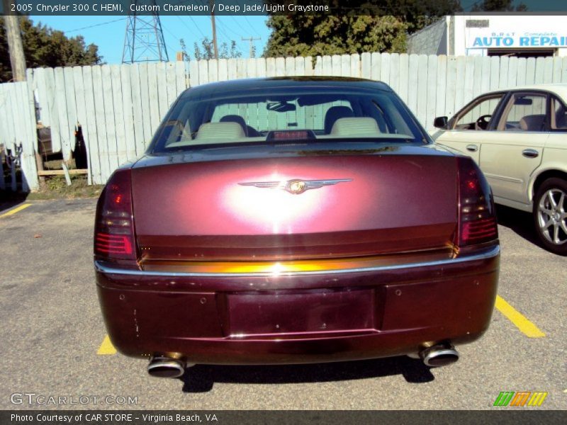 Custom Chameleon / Deep Jade/Light Graystone 2005 Chrysler 300 C HEMI