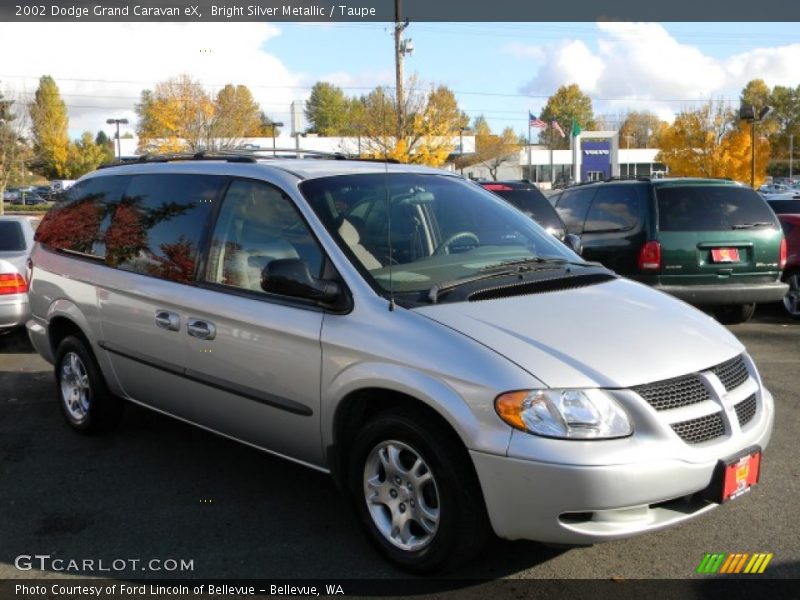 Bright Silver Metallic / Taupe 2002 Dodge Grand Caravan eX