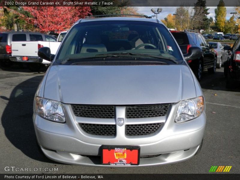 Bright Silver Metallic / Taupe 2002 Dodge Grand Caravan eX