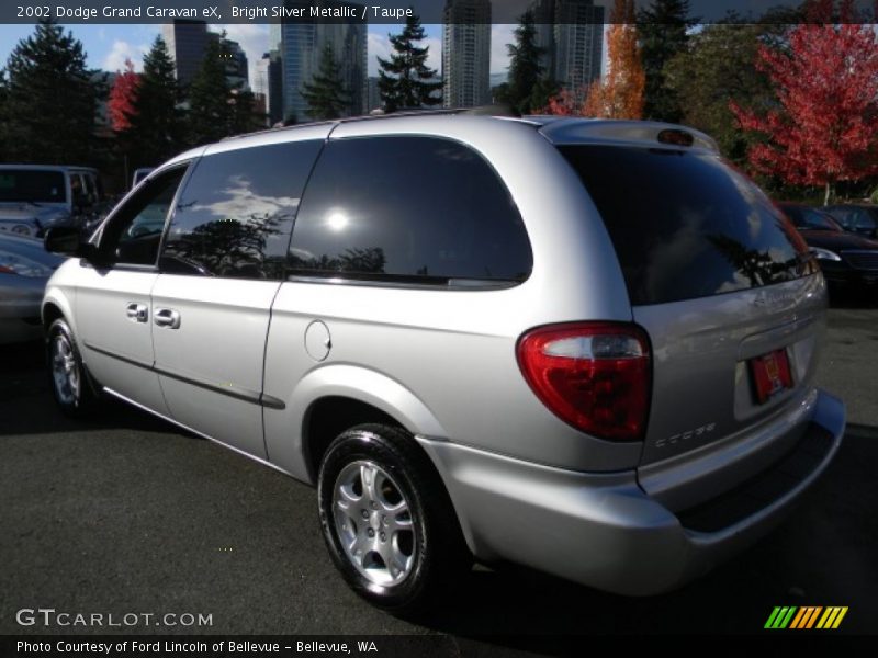 Bright Silver Metallic / Taupe 2002 Dodge Grand Caravan eX