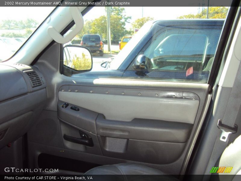 Mineral Grey Metallic / Dark Graphite 2002 Mercury Mountaineer AWD