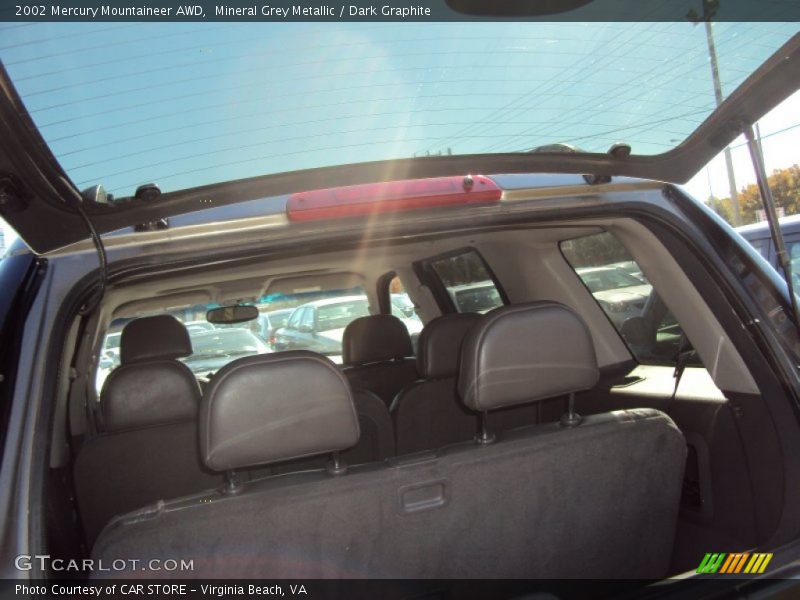 Mineral Grey Metallic / Dark Graphite 2002 Mercury Mountaineer AWD