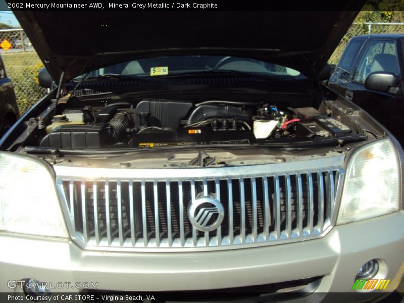 Mineral Grey Metallic / Dark Graphite 2002 Mercury Mountaineer AWD