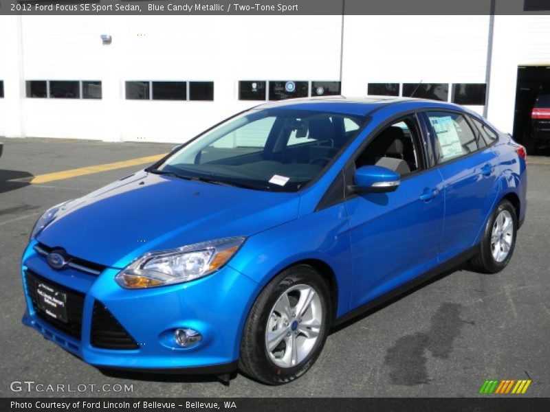 Blue Candy Metallic / Two-Tone Sport 2012 Ford Focus SE Sport Sedan