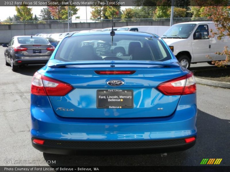 Blue Candy Metallic / Two-Tone Sport 2012 Ford Focus SE Sport Sedan