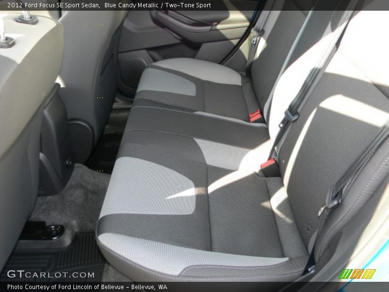 Blue Candy Metallic / Two-Tone Sport 2012 Ford Focus SE Sport Sedan