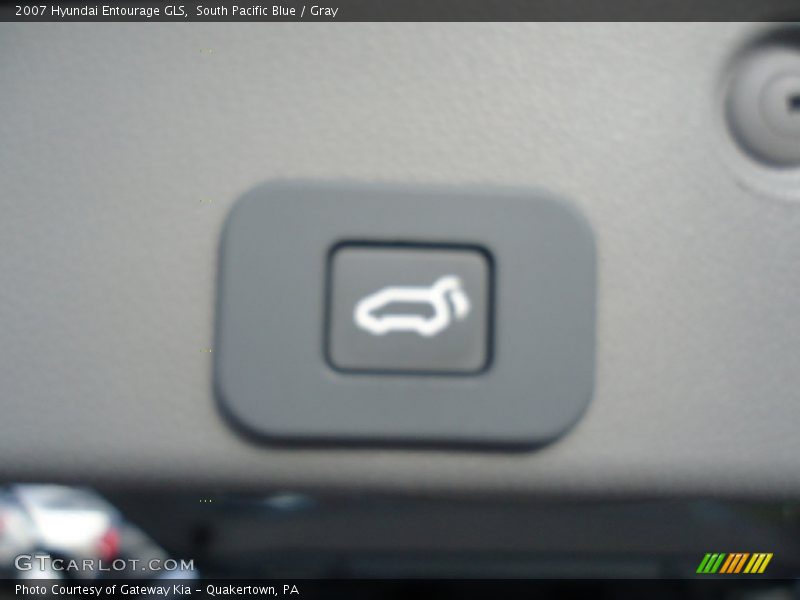 South Pacific Blue / Gray 2007 Hyundai Entourage GLS