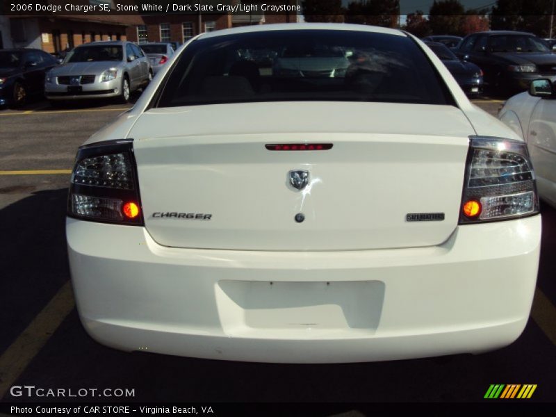 Stone White / Dark Slate Gray/Light Graystone 2006 Dodge Charger SE