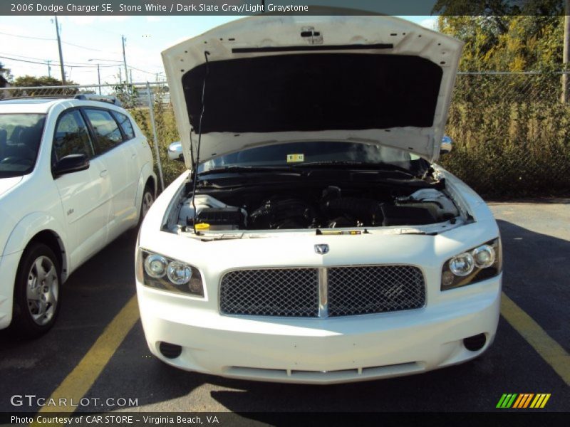 Stone White / Dark Slate Gray/Light Graystone 2006 Dodge Charger SE