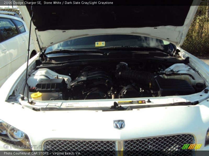 Stone White / Dark Slate Gray/Light Graystone 2006 Dodge Charger SE
