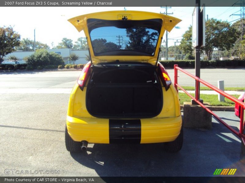 Screaming Yellow / Charcoal 2007 Ford Focus ZX3 S Coupe