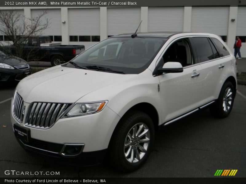 White Platinum Metallic Tri-Coat / Charcoal Black 2012 Lincoln MKX AWD