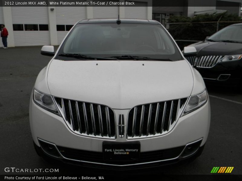 White Platinum Metallic Tri-Coat / Charcoal Black 2012 Lincoln MKX AWD