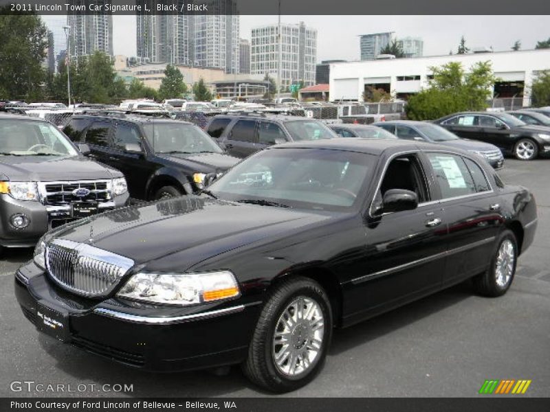 Black / Black 2011 Lincoln Town Car Signature L