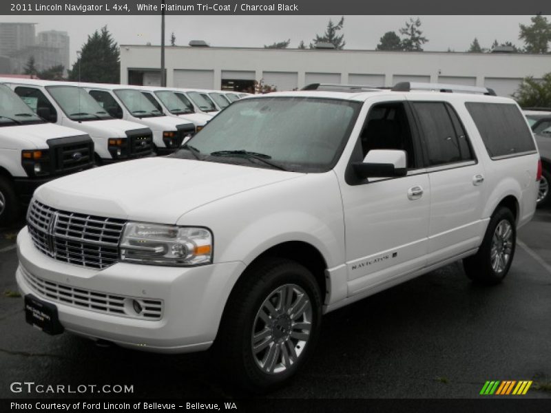 White Platinum Tri-Coat / Charcoal Black 2011 Lincoln Navigator L 4x4