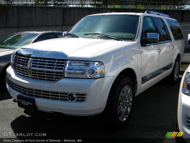 White Platinum Tri-Coat / Charcoal Black 2011 Lincoln Navigator L 4x4