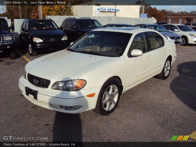 Ivory Pearl White / Willow 2003 Infiniti I 35