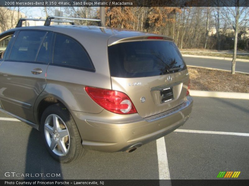 Sand Beige Metallic / Macadamia 2008 Mercedes-Benz R 350 4Matic