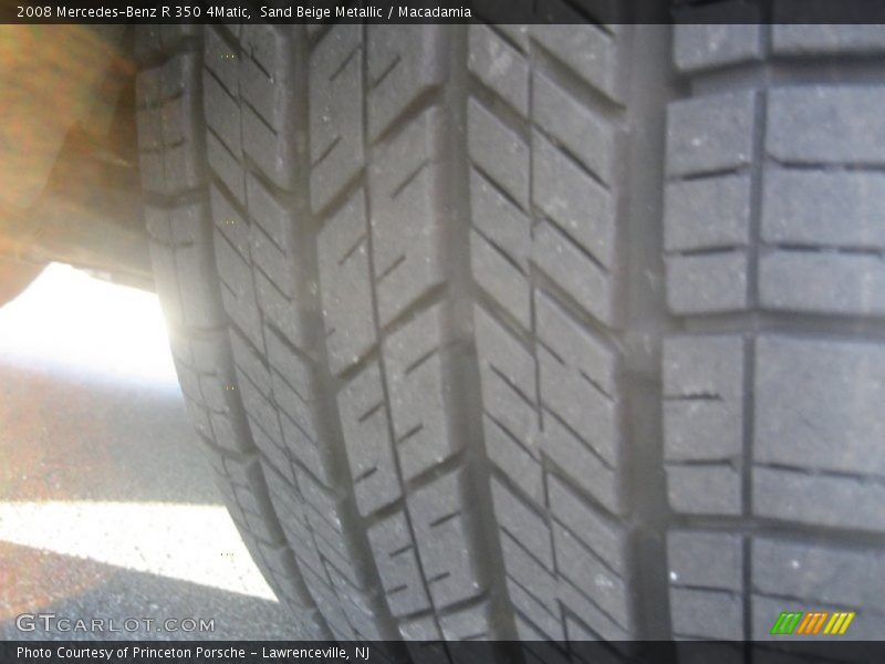 Sand Beige Metallic / Macadamia 2008 Mercedes-Benz R 350 4Matic