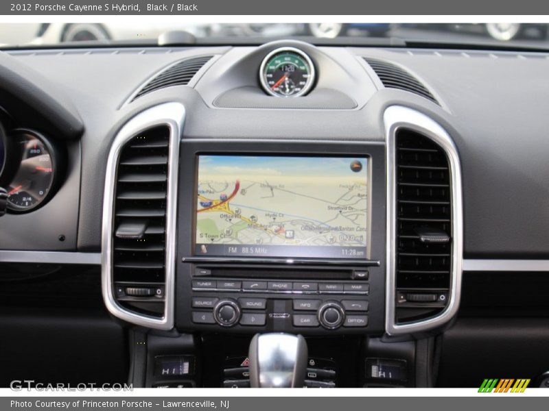 Navigation of 2012 Cayenne S Hybrid