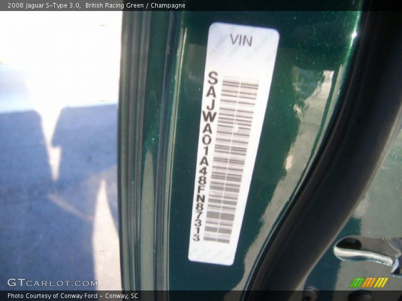 British Racing Green / Champagne 2008 Jaguar S-Type 3.0