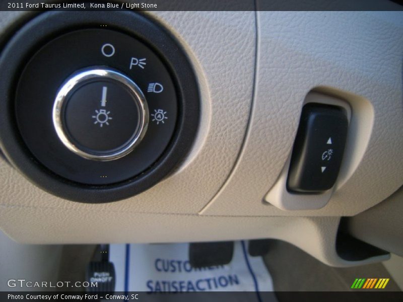 Kona Blue / Light Stone 2011 Ford Taurus Limited